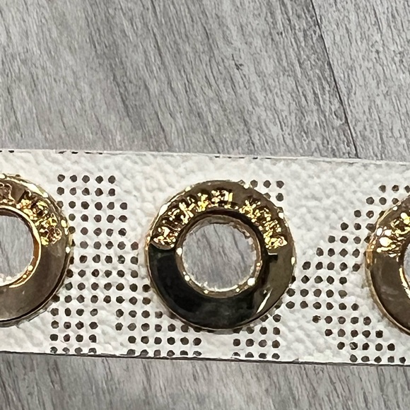 Michael Kors Belt - Picture 3 of 4